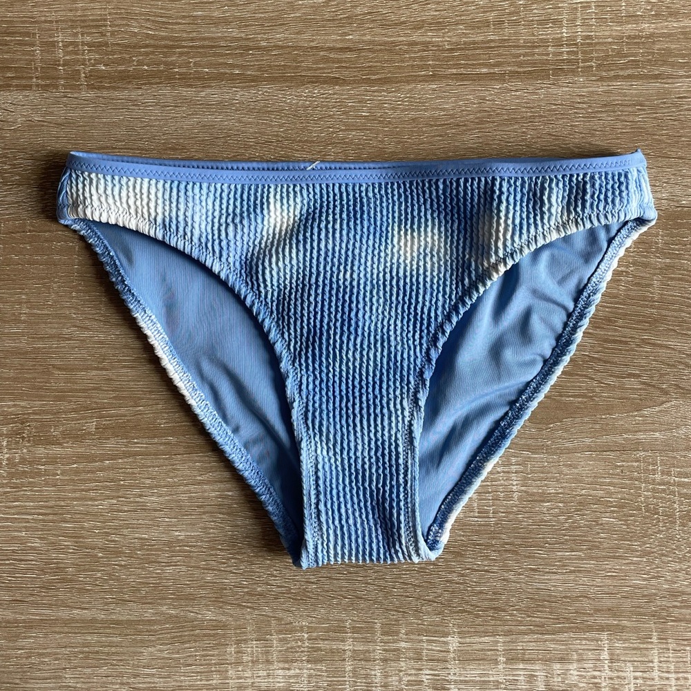 Aerie NWT Ribbed Cloud Pattern Bikini Bottoms; Size XS